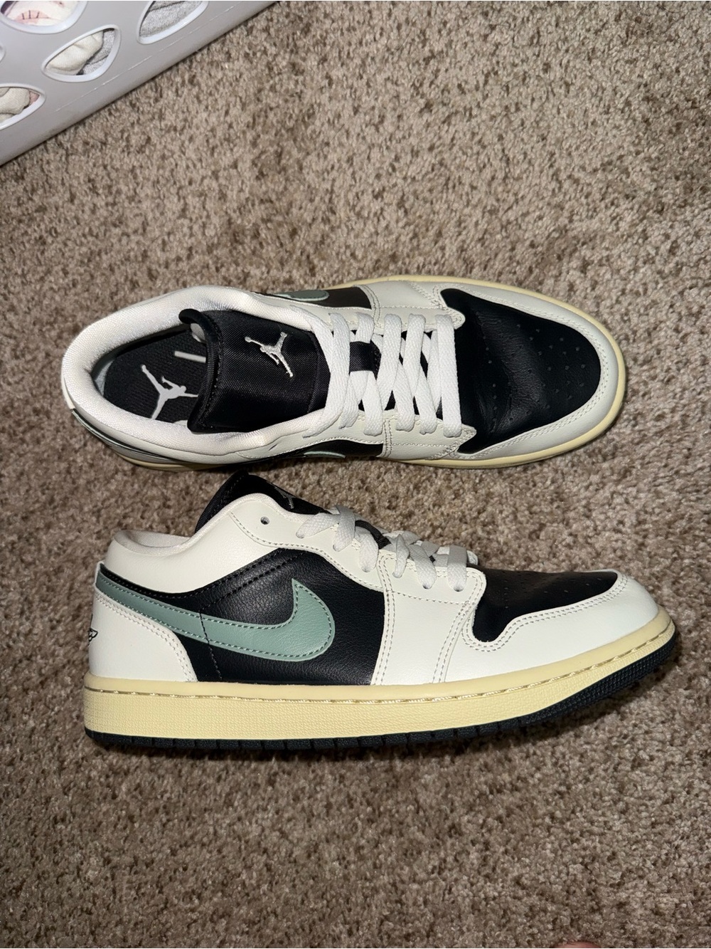 Nike Air Jordan 1 low jade smoke
